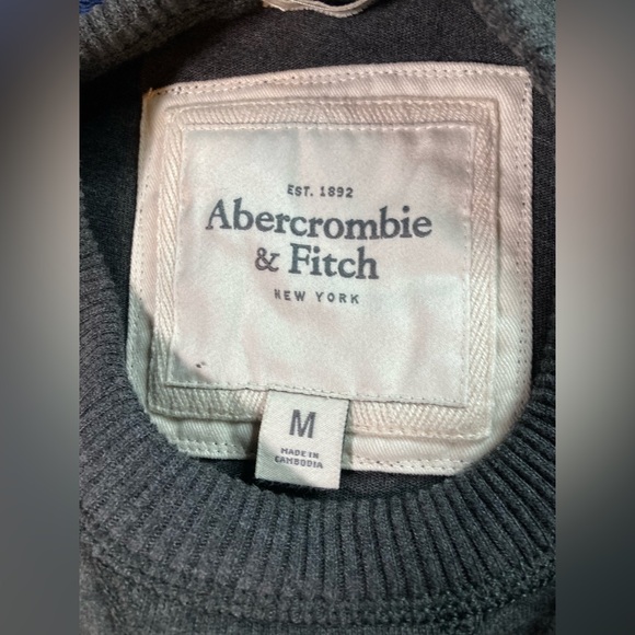 Vintage Abercrombie and Fitch Gray Muscle Sweater, men’s size Medium - Picture 5 of 7